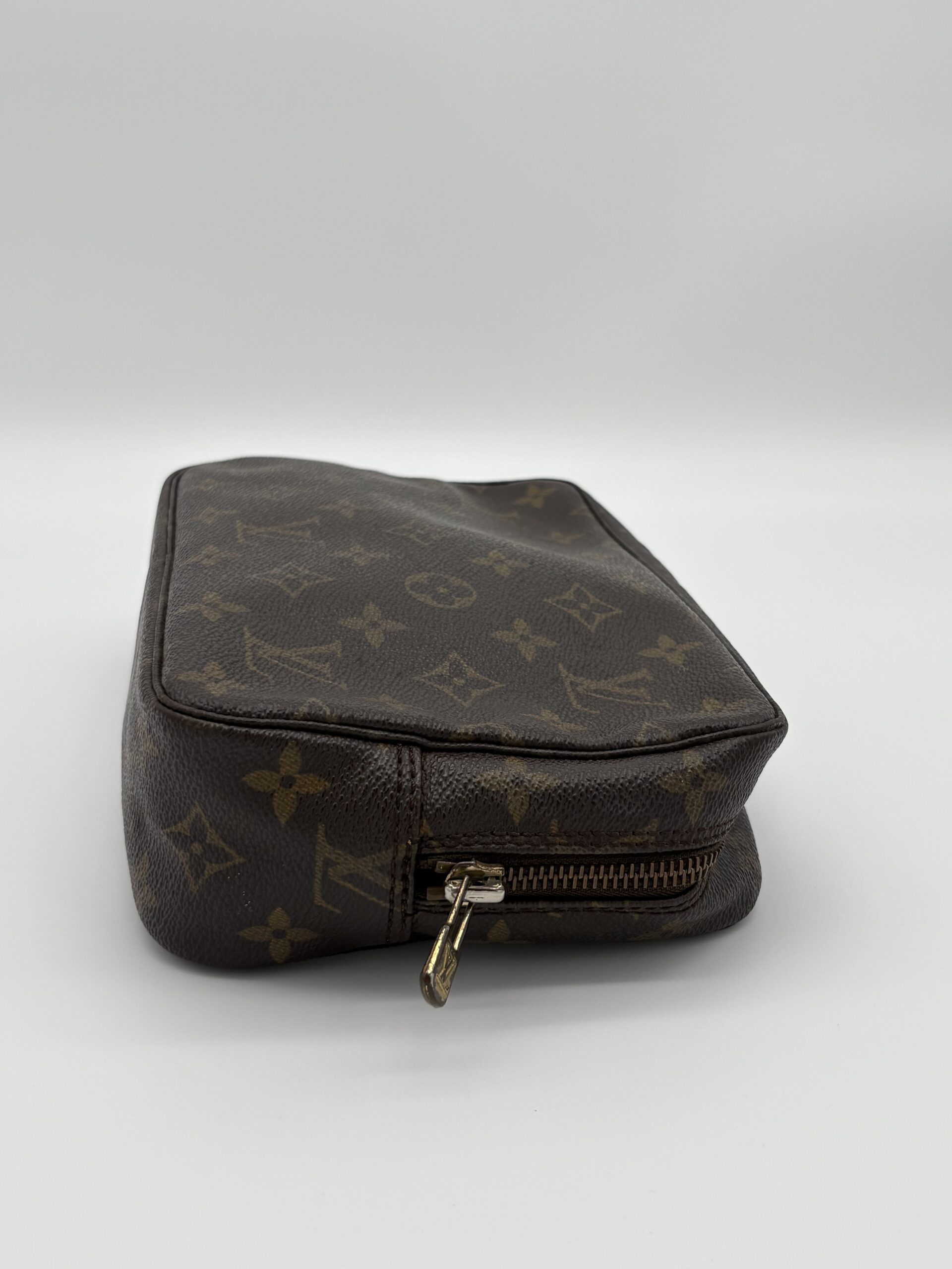 Louis Vuitton Toilette Trousse 23 - Image 5