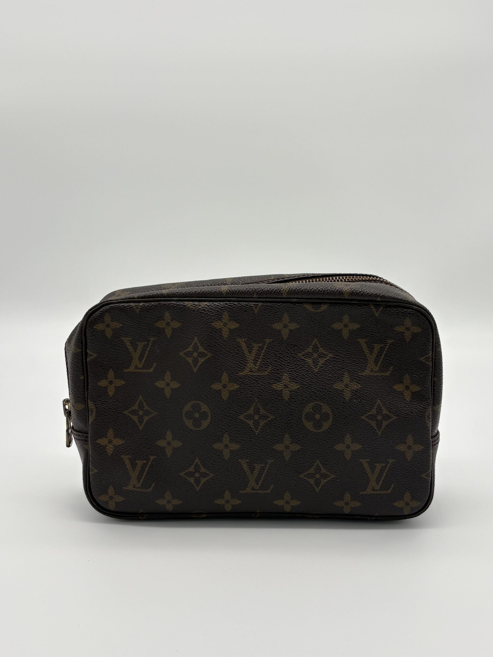 Louis Vuitton Toilette Trousse 23 - Image 3