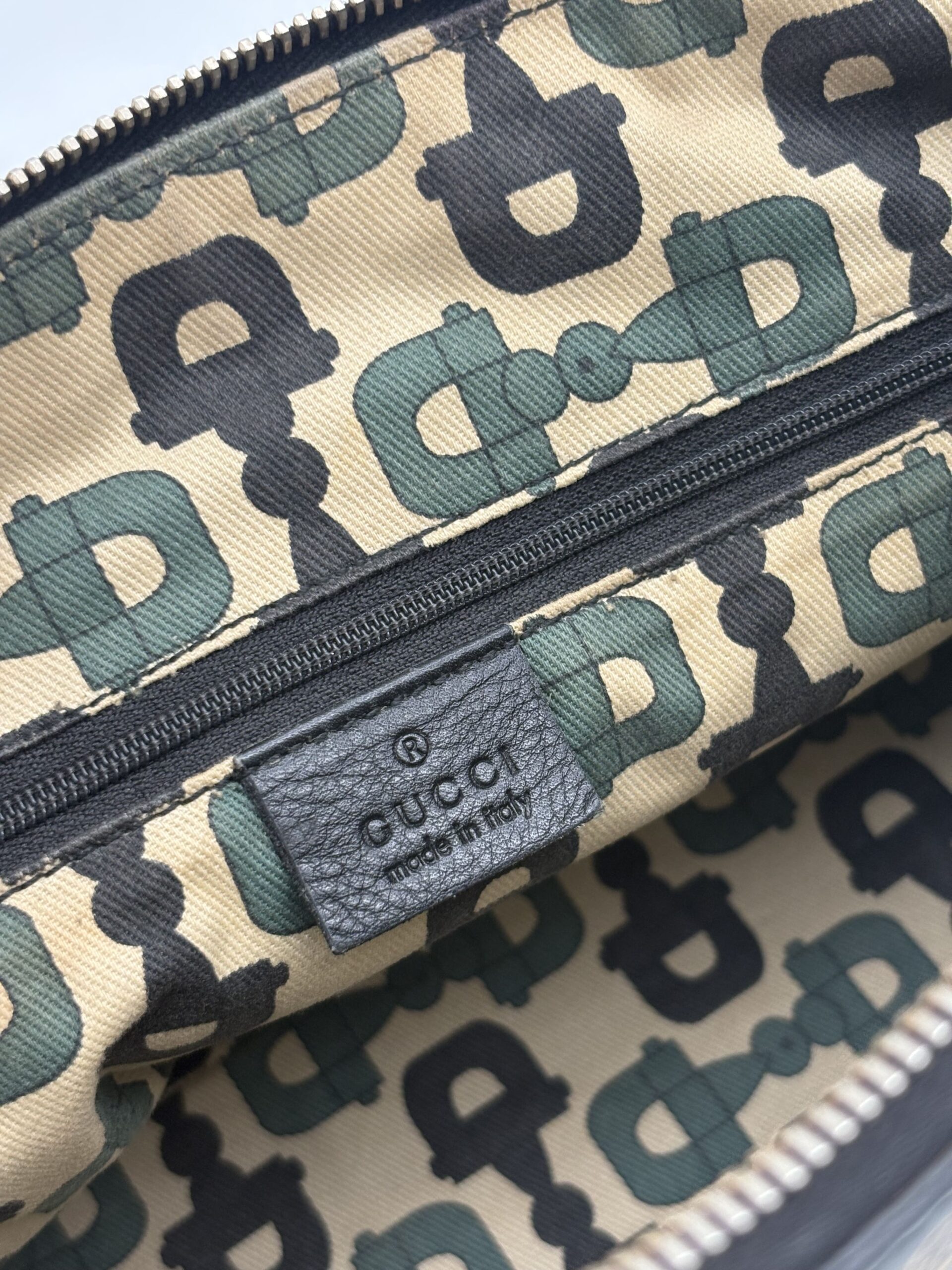 Gucci Guccissima Abbey D-Ring Shoulder Bag - Image 3