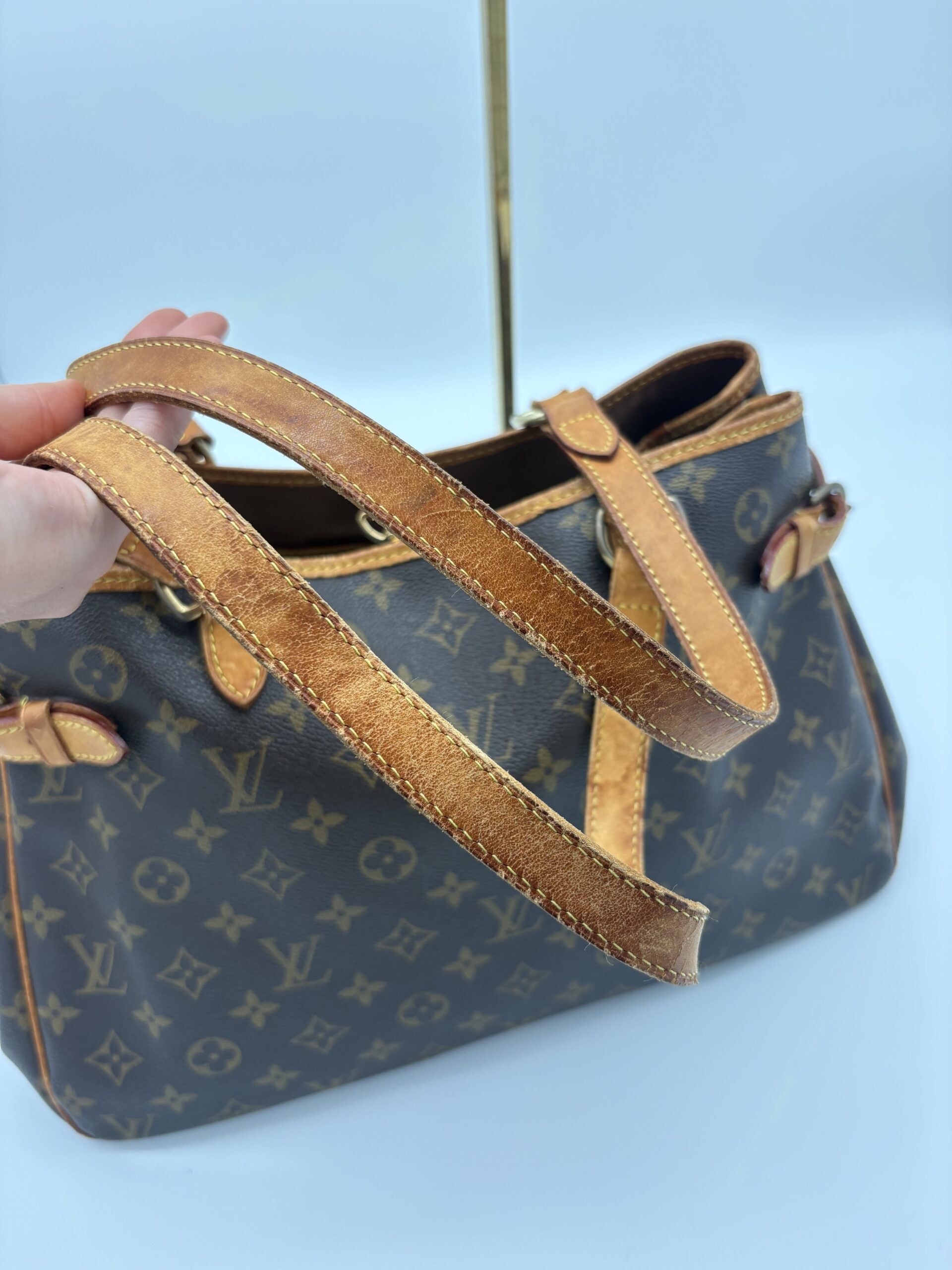 Louis Vuitton Batignolles Shoulder Bag - Image 2
